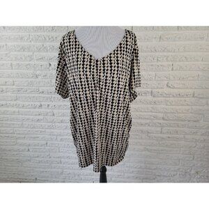 Fashion Bug Women's Plus Size 3X Black Geometric Short Sleeve V-Neck GEO30XE